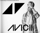 Тим Берглинг (1989-2018 годы), более известный под сценическим именем Avicii, был шведский музыкант, DJ, продюсер и рекорд-продюсер